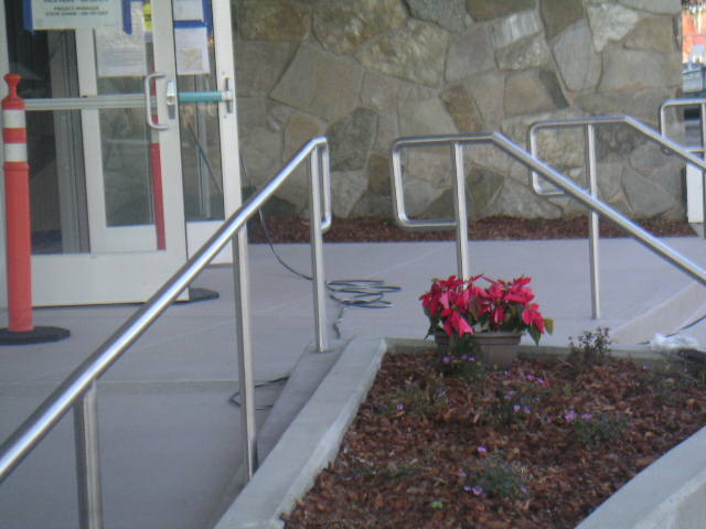railing2.JPG